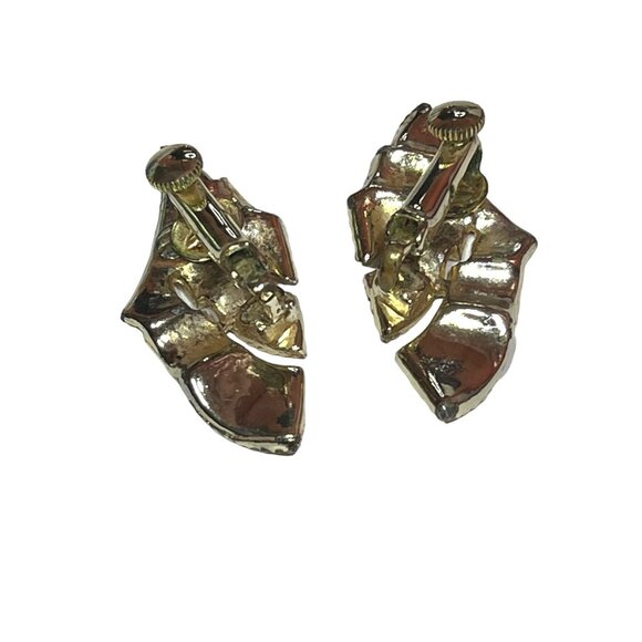 Vintage Coro Gold Tone Clip-On Earrings with Geometric Design - Picture 4 of 7